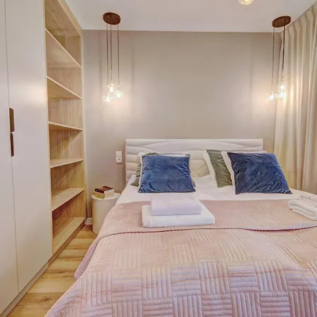 Apartament Helapart - Casa Baia *